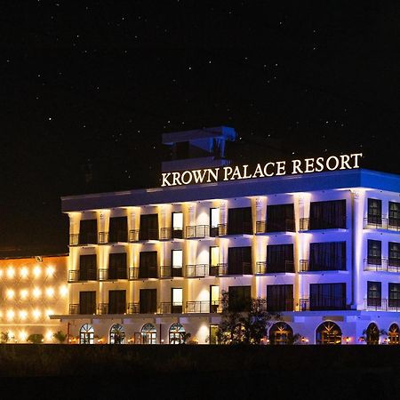 Krown Palace Resort Silvassa Eksteriør bilde